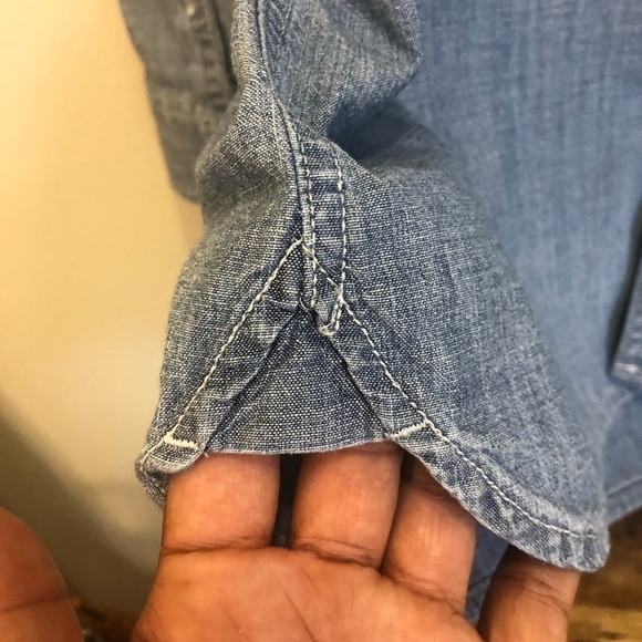 Madewell Women’s button down jean shirt size Small - Picture 7 of 9